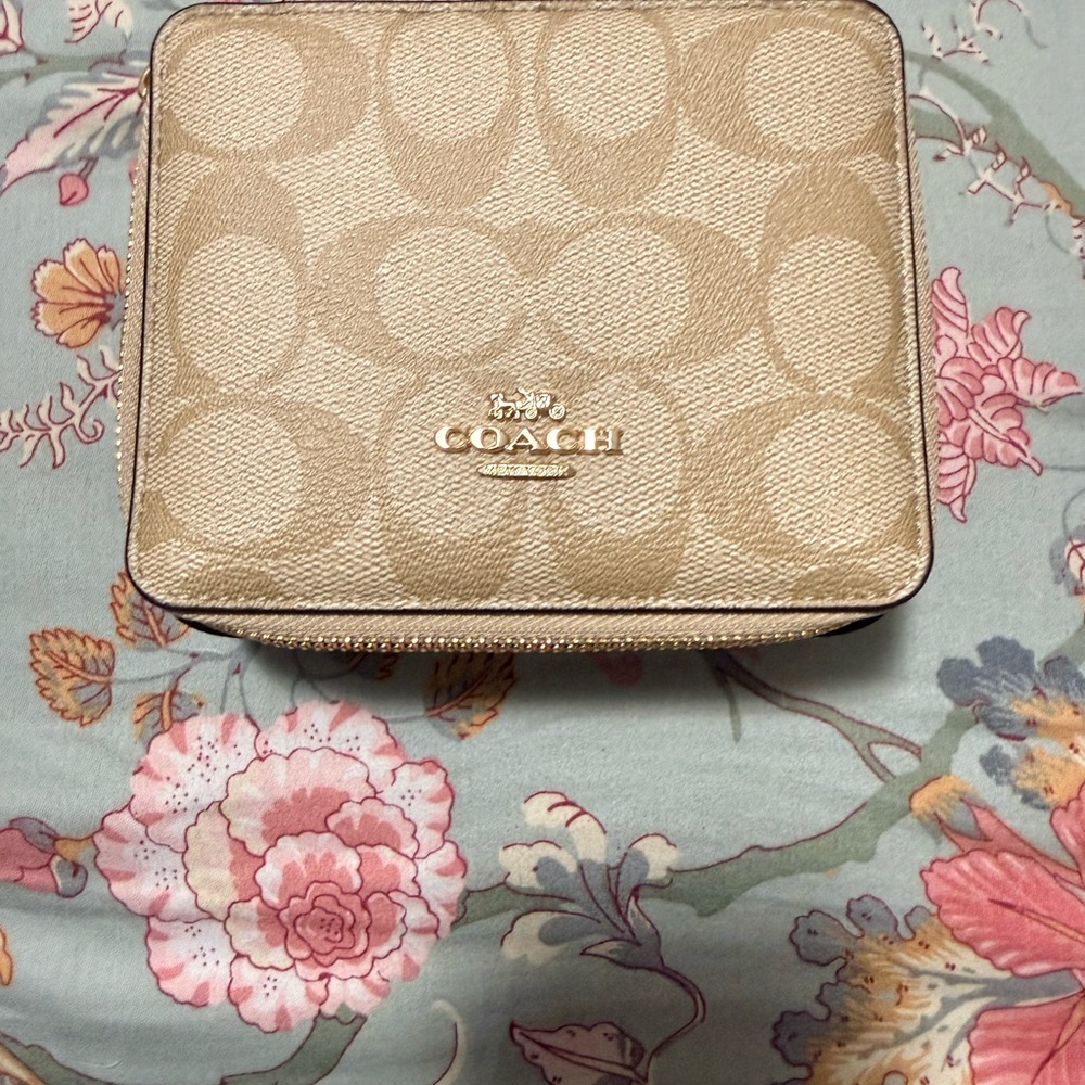 Coach Tan Signature jewellery organizer